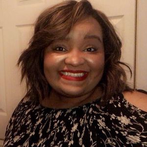 Meet your Posher, Tia